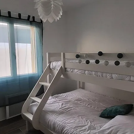Villa 2 Au Bord De Avec Acces Direct Plage, Terrasse Et Parking Prive - Grau D'agde - Fr-1-749-40