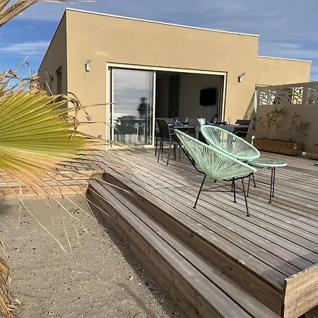 2 Au Bord De Avec Acces Direct Plage, Terrasse Et Parking Prive - Grau D'agde - Fr-1-749-40 Villa