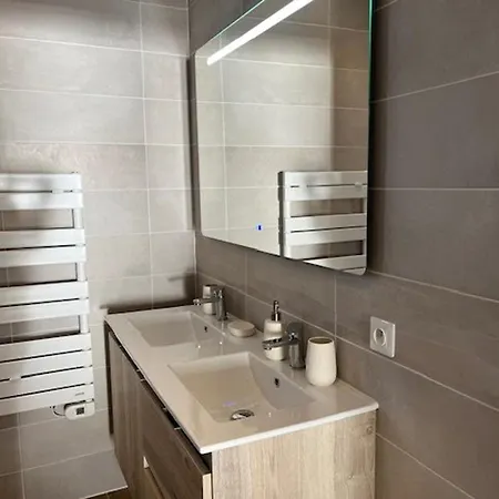 ヴィラ 2 Au Bord De Avec Acces Direct Plage, Terrasse Et Parking Prive - Grau D'agde - Fr-1-749-40 Le Grau-dʼAgde